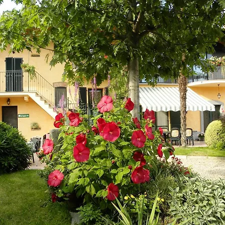 Bed & Breakfast La Siepe 3*